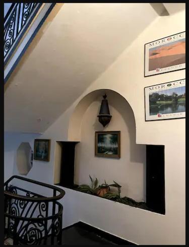 hotel central Rabat Esterno foto